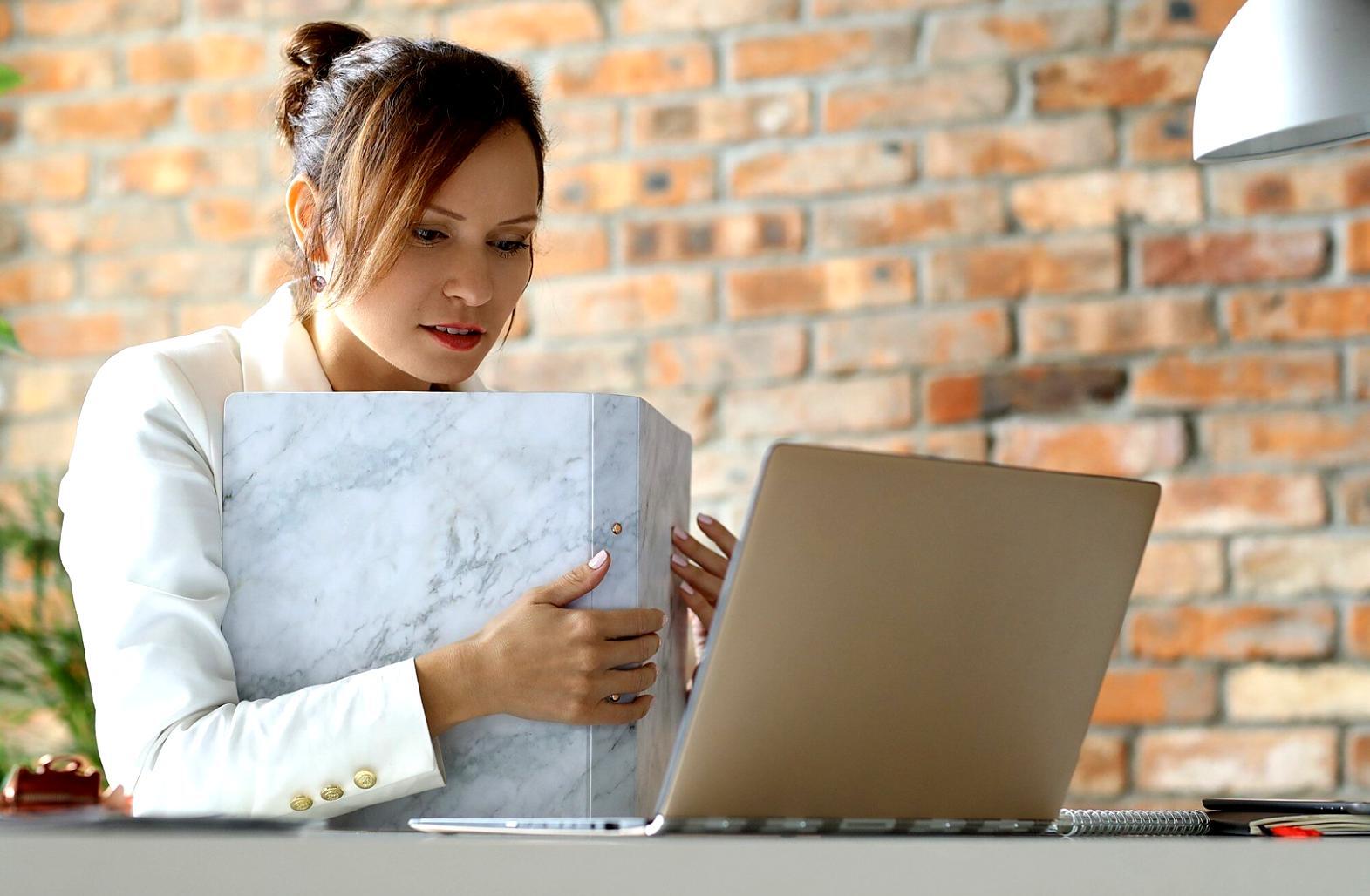 Digitale Lernbibliothek mit strukturierten Materialien